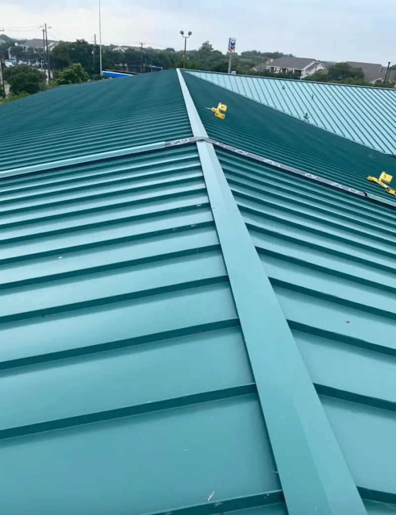 Green commercial metal roof ridge and valley for Metal Roof Repair in Bermuda Dunes